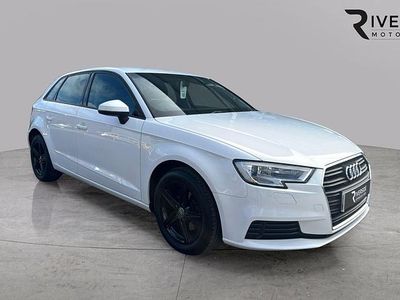 Used Audi A3 Sportback Design 116 HP (85 kW) 2019 Arctic white Hatchback