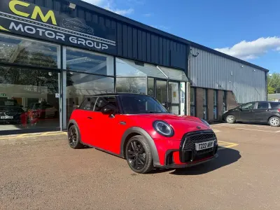 Usado Mini Cooper Hatch 2021 Vermelho Citadino