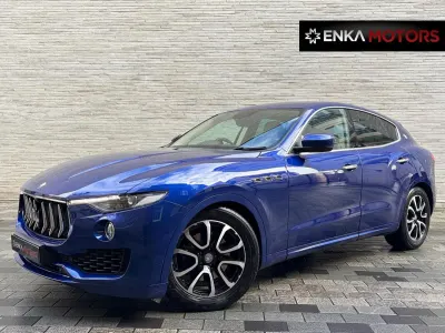 Begagnad Maserati Levante 275 HK (202 kW) 2018 Blå SUV