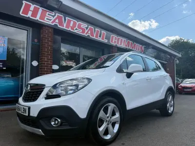 Used Vauxhall Mokka S 130 HP (95 kW) 2015 White SUV