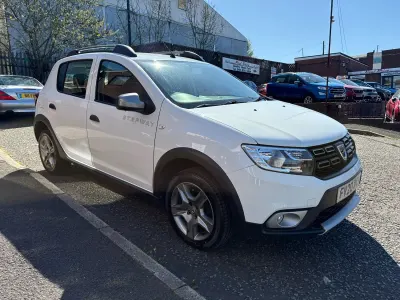 Używany Dacia Sandero Essentiel 2020 Biały Hatchback