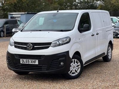 White Used 2020 Vauxhall Vivaro S MPV | £8,944 (Super price)