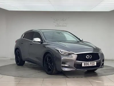 Used Infiniti Q30 Sport Tech 170 HP (125 kW) 2016 Grey Hatchback