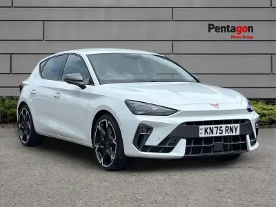 Used Cupra Leon 147 HP (108 kW) 2025 White Hatchback