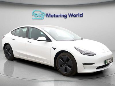 White Used 2022 Tesla Model 3 Long Range AWD Sedan | £21,300 (Fair price)