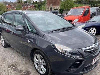 Used Vauxhall Zafira Tourer SRi 165 HP (121 kW) 2014 Grey MPV