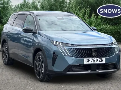 Used Peugeot 5008 GT 145 HP (106 kW) 2025 Blue SUV