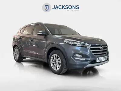 Usado Hyundai Tucson SE 116 HP (85 kW) 2017 Cinzento SUV