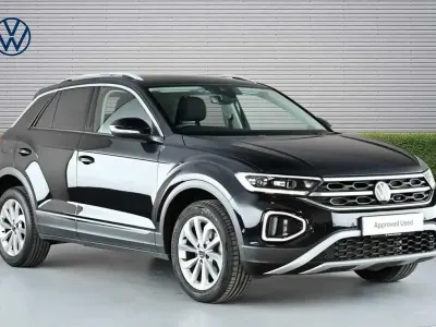 Used VW T-Roc Style 110 HP (80 kW) 2023 Black SUV