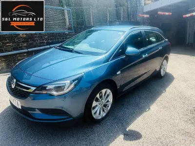 Used Vauxhall Astra S 105 HP (77 kW) 2016 Blue Estate