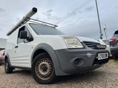 Used Ford Transit Connect 2011 White MPV