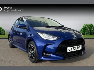 Used Toyota Yaris Hybrid Design 116 HP (85 kW) 2023 Galactic blue Hatchback