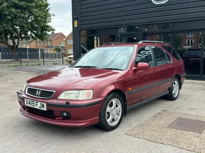 Używany Honda Civic 169 KM (124 kW) 2000 Czerwony Kombi