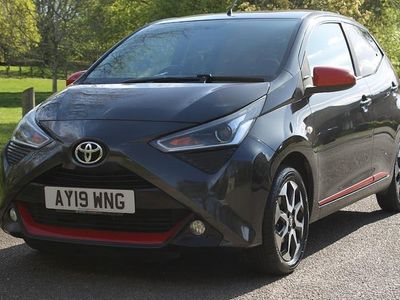 Usado Toyota Aygo Trend 72 HP (52 kW) 2019 Cinzento Citadino