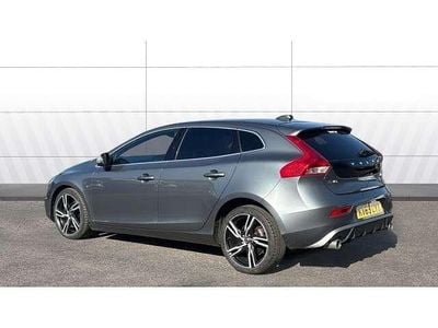 Used Volvo V40 R-Design 122 HP (89 kW) 2019 Grey Estate