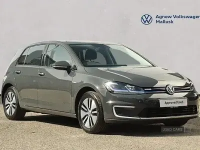 Usado VW e-Golf 99 kW (135 HP) 2020 Cinzento Citadino
