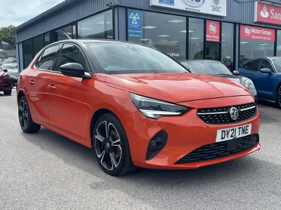 Used Vauxhall Corsa Elite 100 HP (73 kW) 2021 Orange Hatchback