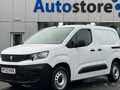 Used Peugeot Partner Premium 102 HP (75 kW) 2023 MPV