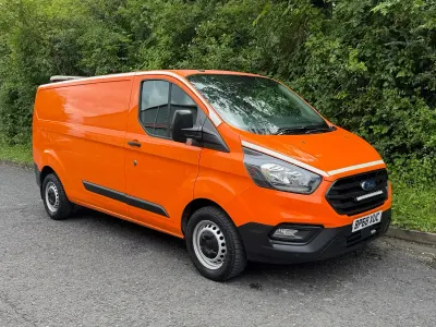 Used Ford Transit Custom 130 HP (95 kW) 2019 Orange Van