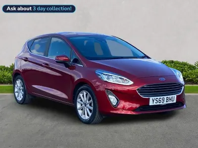 Używany Ford Fiesta Titanium 125 KM (91 kW) 2019 Czerwony Hatchback