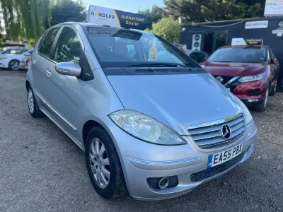 Usado Mercedes A150 Elegance 2005 Prateado Citadino