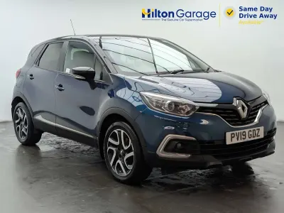 Usado Renault Captur Iconic 115 HP (84 kW) 2019 Azul SUV