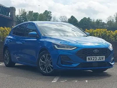 Used Ford Focus ST-Line 125 HP (91 kW) 2023 Blue Hatchback