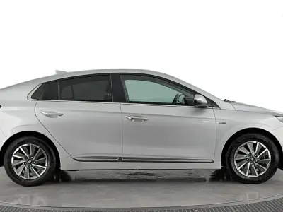 Used Hyundai Ioniq Premium SE 100 kW (136 HP) 2020 Hatchback