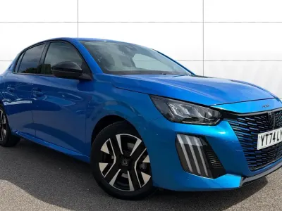 Used Peugeot 208 Allure 101 HP (74 kW) 2024 Blue Hatchback