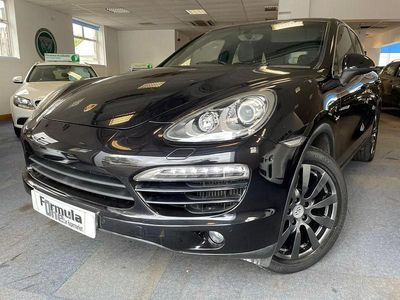 Used Porsche Cayenne 245 HP (180 kW) 2012 Black SUV