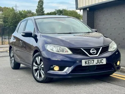 Used Nissan Pulsar Tekna 115 HP (84 kW) 2017 Blue Hatchback