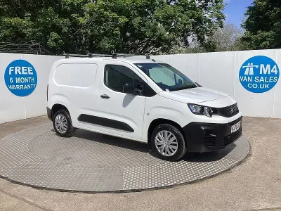 Used Peugeot Partner 110 HP (80 kW) 2020 White MPV