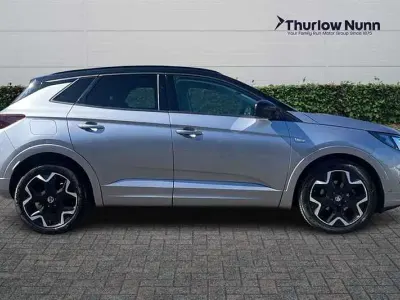 Używany Vauxhall Grandland X Ultimate 130 KM (95 kW) 2023 Szary SUV