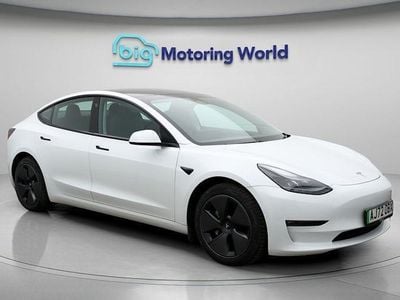 White Used 2022 Tesla Model 3 Long Range AWD Sedan | £21,700 (Fair price)