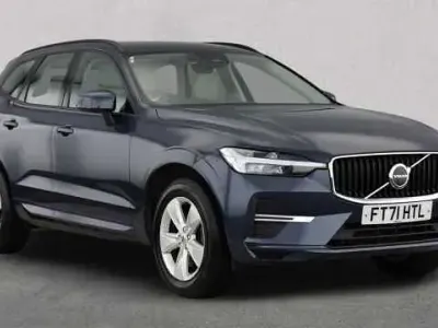 Usado Volvo XC60 Momentum 250 HP (183 kW) 2022 SUV