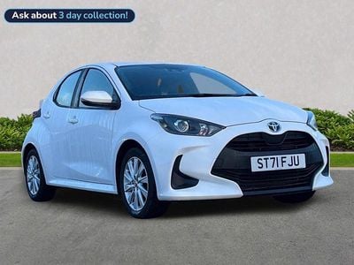 White Used 2021 Toyota Yaris Hybrid Hatchback | £14,895 (Good price)