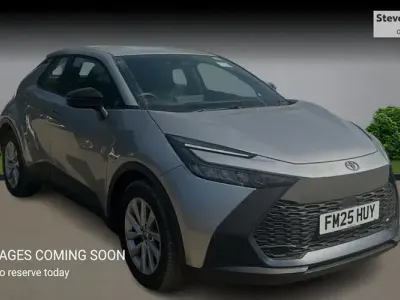 Used Toyota C-HR 140 HP (102 kW) 2026 SUV