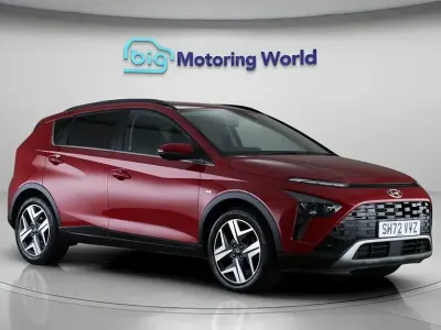 Używany Hyundai Bayon Premium 120 KM (88 kW) 2023 Czerwony SUV