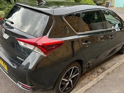 Toyota Auris Hybrid