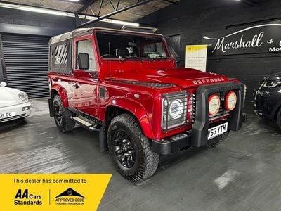 Used Land Rover Defender 122 HP (89 kW) 2013 Red SUV