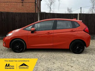 Begagnad Honda Jazz SE 102 HK (75 kW) 2017 Orange Halvkombi