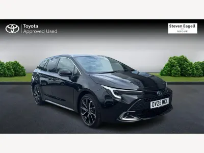Used Toyota Corolla 196 HP (144 kW) 2025 Black Estate