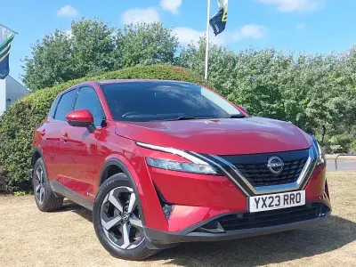 Used Nissan Qashqai N-Connecta 190 HP (139 kW) 2023 Red SUV