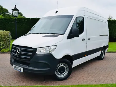 Used Mercedes Sprinter Progressive 148 HP (108 kW) 2023 White Van