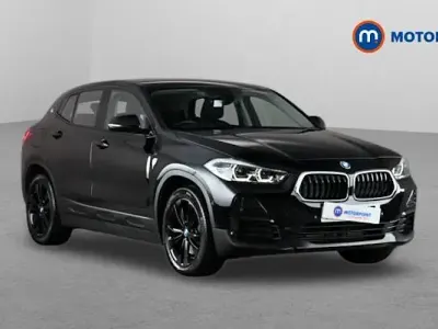Begagnad BMW X2 Sport Line 220 HK (161 kW) 2023 Svart SUV
