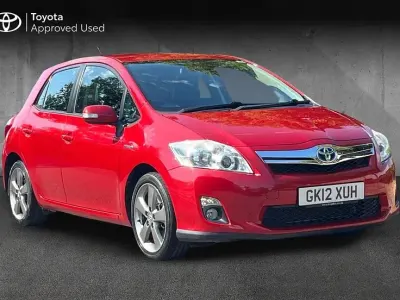 Used Toyota Auris Hybrid
