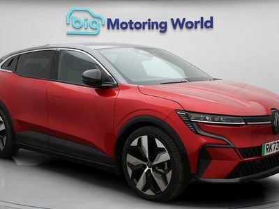 Used Renault Megane E-Tech Techno 161 kW (220 HP) 2023 Red/grey Hatchback