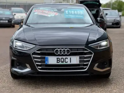 Używany Audi A4 Sport 163 KM (119 kW) 2020 Czarny Sedan/Limuzyna
