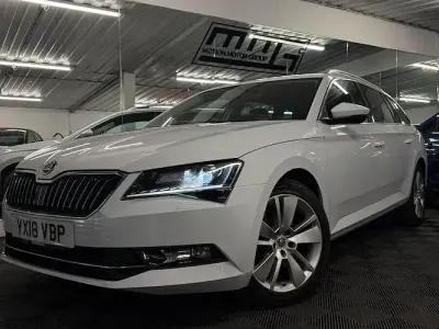 Used Skoda Superb SE L Executive 150 HP (110 kW) 2018 White Estate