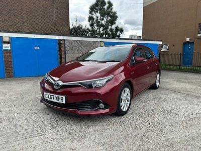 Toyota Auris Hybrid